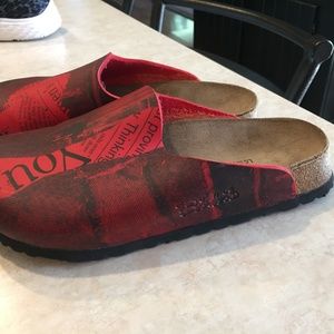 Birkenstock Women slip on Clog shoe  Sz37